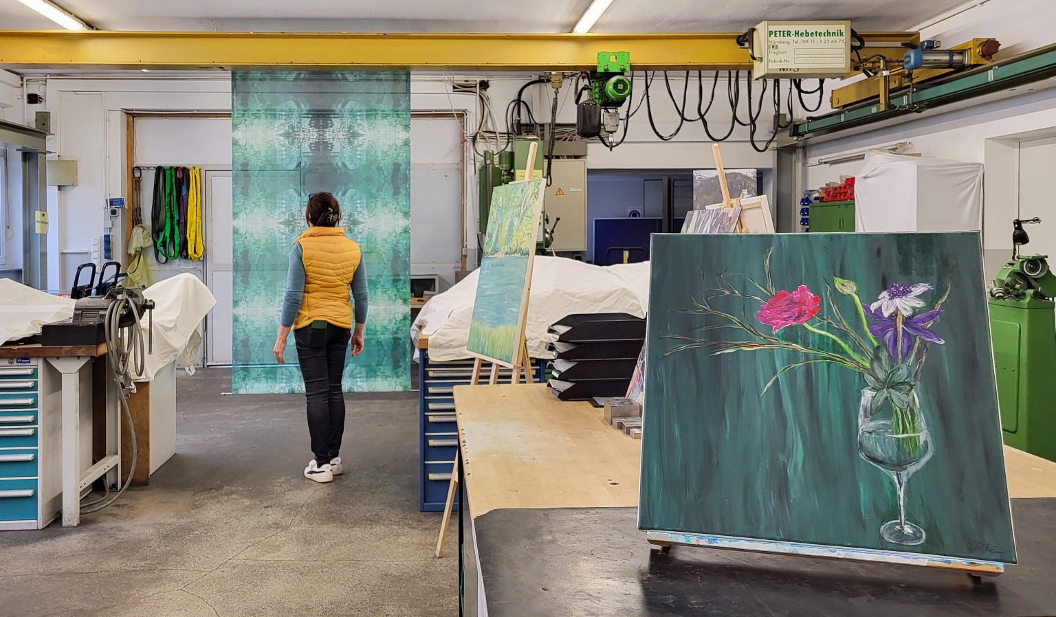 Wechselspiel der "ImpressionPattern" von Christina Oppitz mit den Acrygemälden von Irmi Westermann